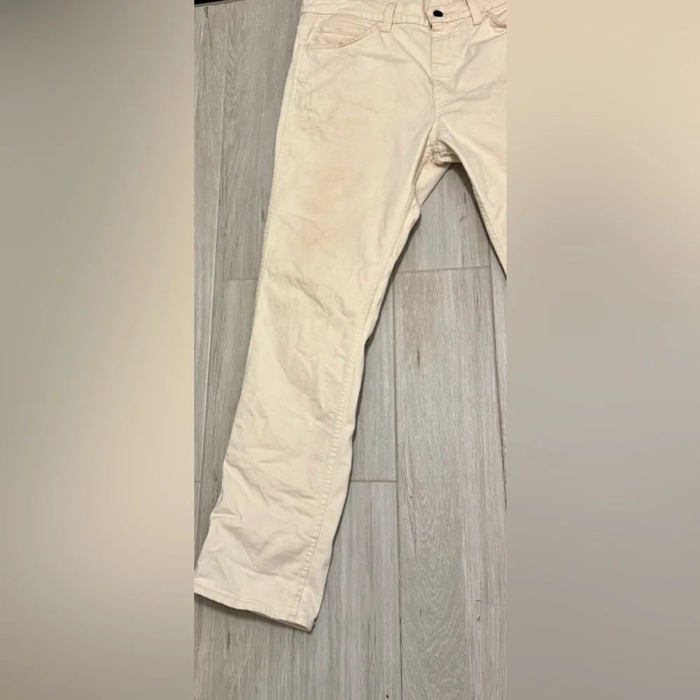 Levis relaxed fit